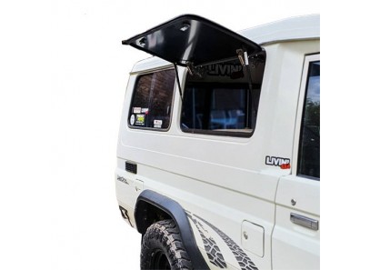 Fenêtres Gullwing pour Land...